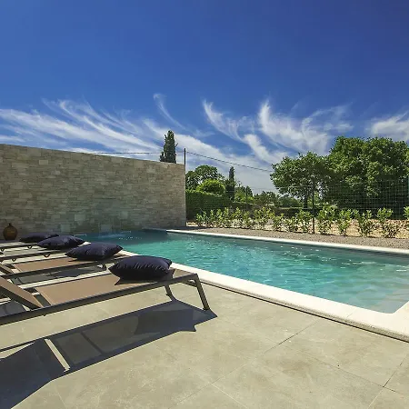 Vila Beautiful Villa In Zminj With Swimming Pool Žminj