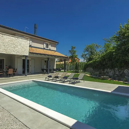 Beautiful Villa In Zminj With Swimming Pool
